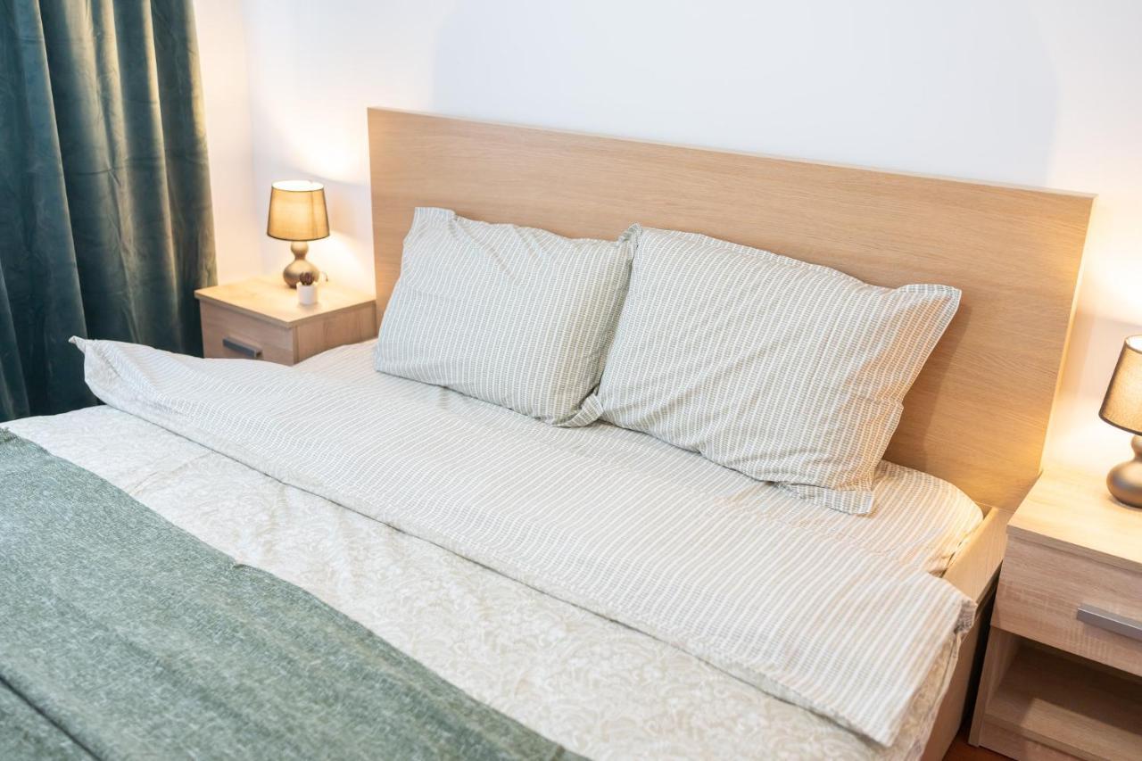 Spacious 2Br Dristor Apartment Bucureşti Ngoại thất bức ảnh